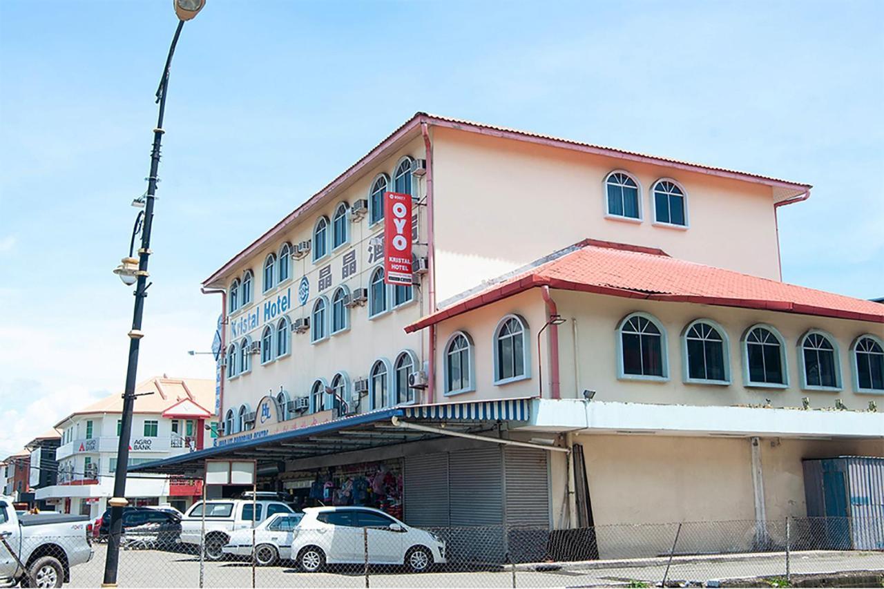 Oyo 89577 Kristal Hotel Keningau Exterior photo